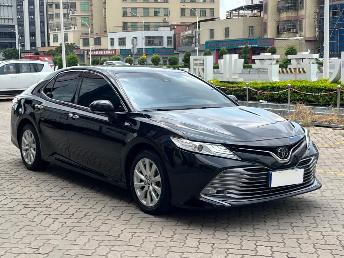Toyota Camry 2021 г. 83054 км. — фото 3