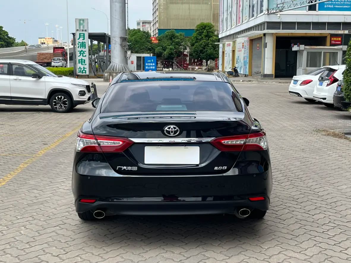Toyota Camry 2021 г. 83054 км. — фото 5