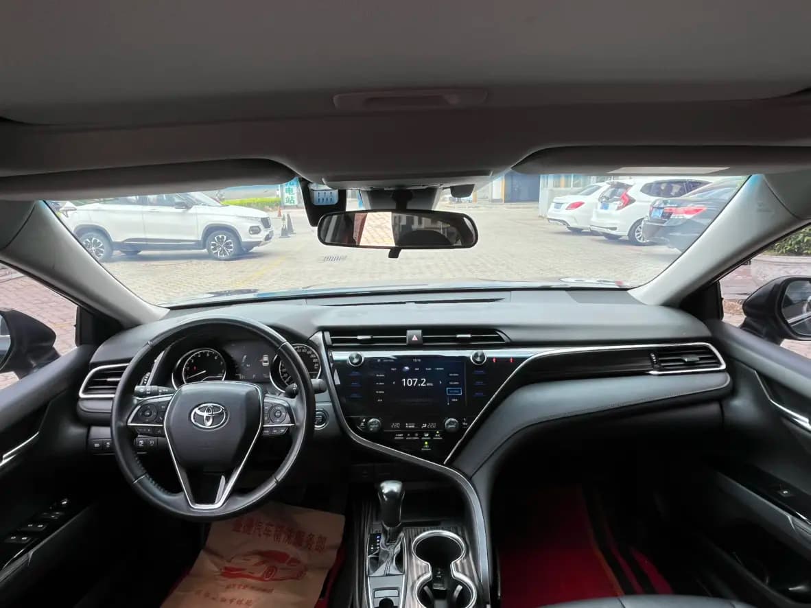 Toyota Camry 2021 г. 83054 км. — фото 7