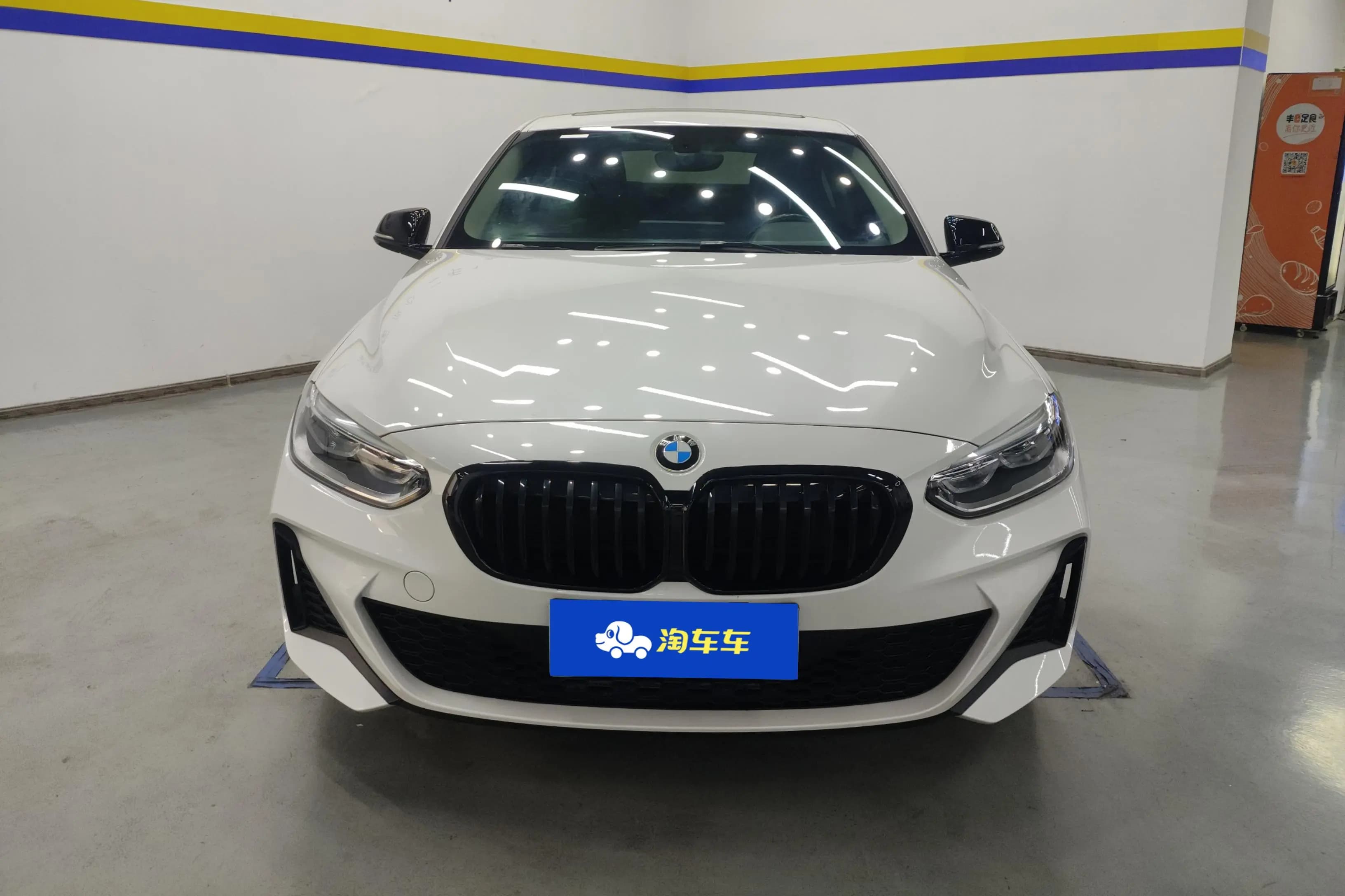 BMW 1 Series 2023 г. 56096 км. — фото 2
