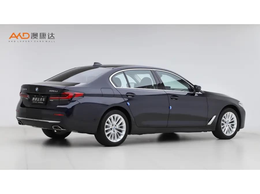 BMW 5 Series 2022 г. 39923 км. — фото 4