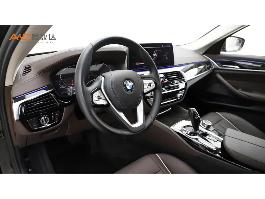 BMW 5 Series 2022 г. 39923 км. — фото 7