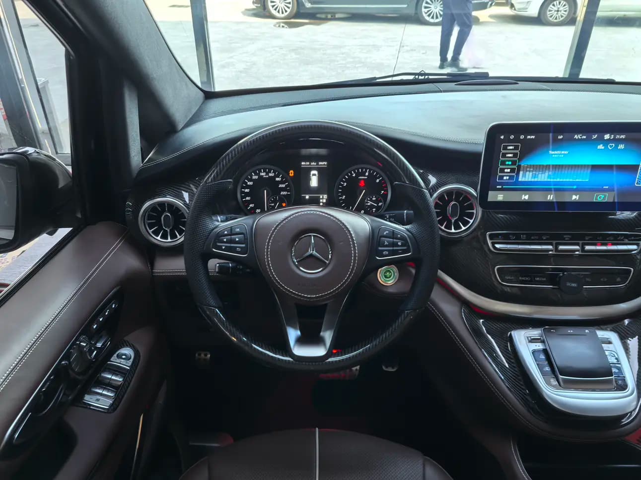 Mercedes-Benz Vito 2022 г. 96170 км. — фото 16