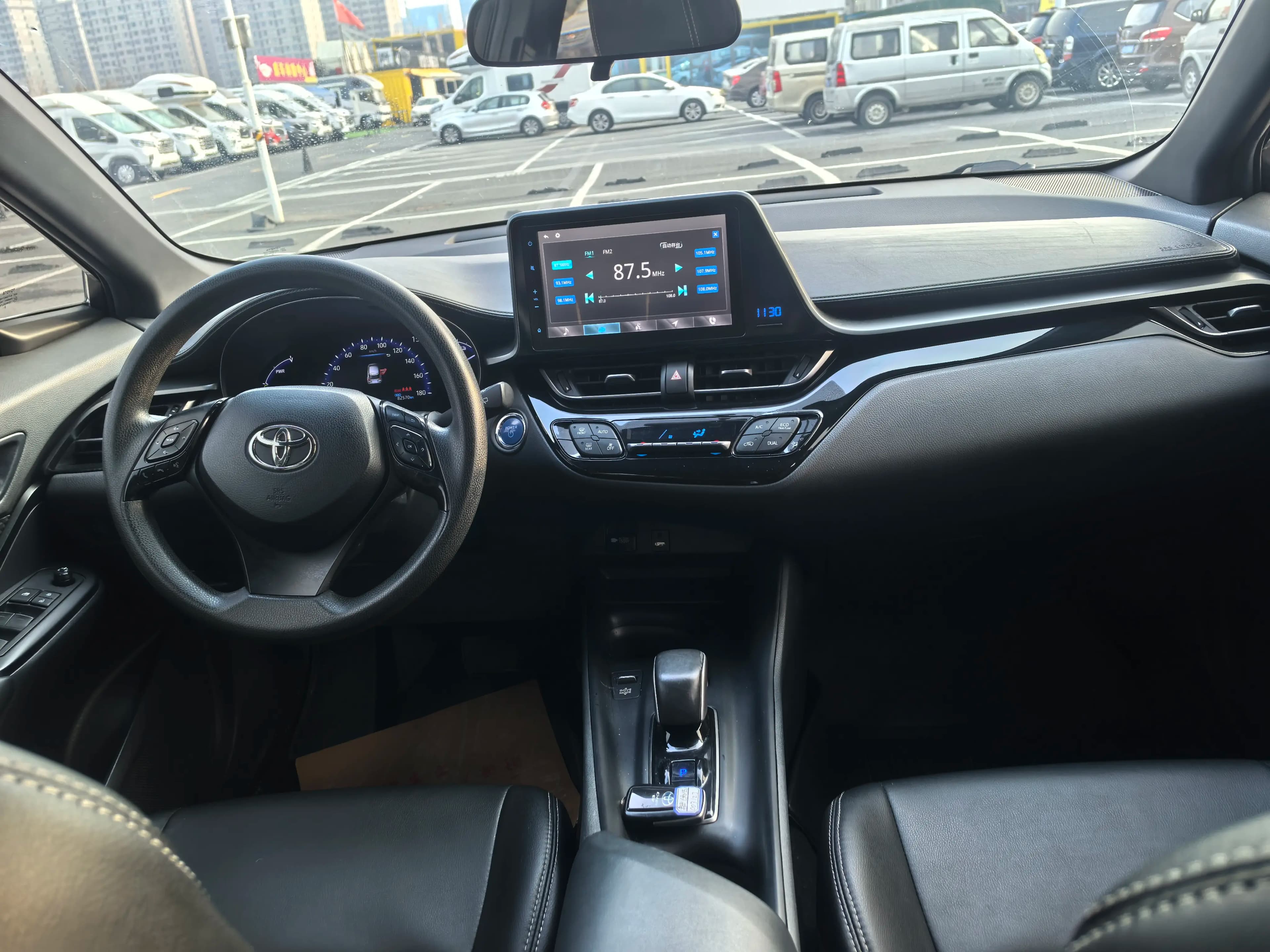 Toyota C-HR EV 2021 г. 82869 км. — фото 11