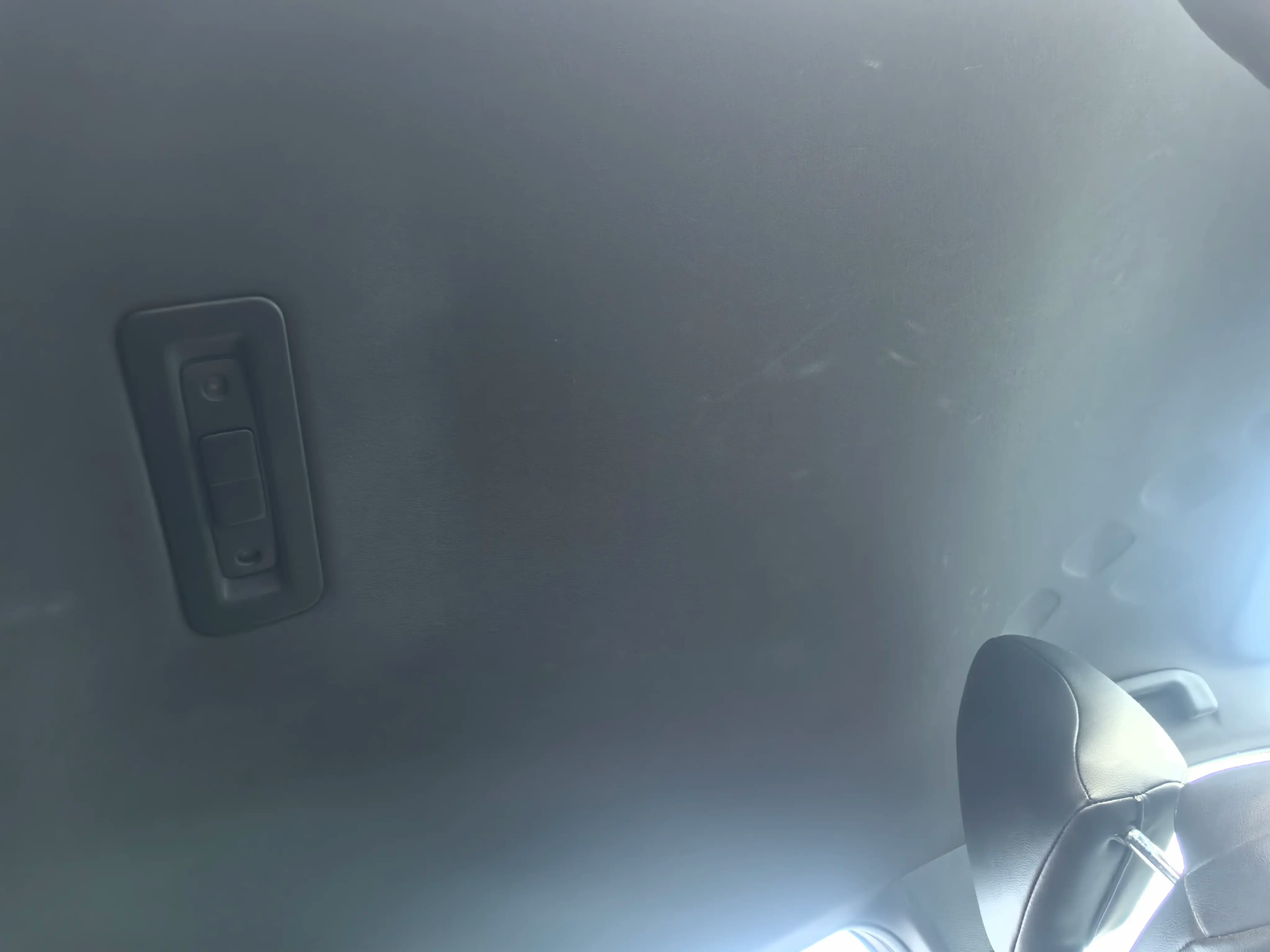 Toyota C-HR EV 2021 г. 82869 км. — фото 13