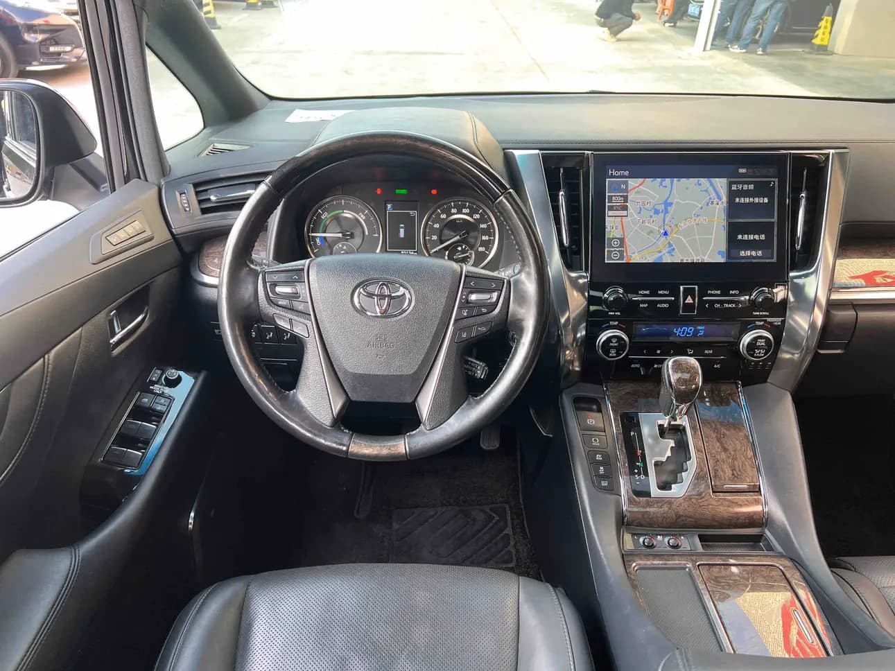 Toyota Crown Wellfire 2021 г. 80070 км. — фото 15