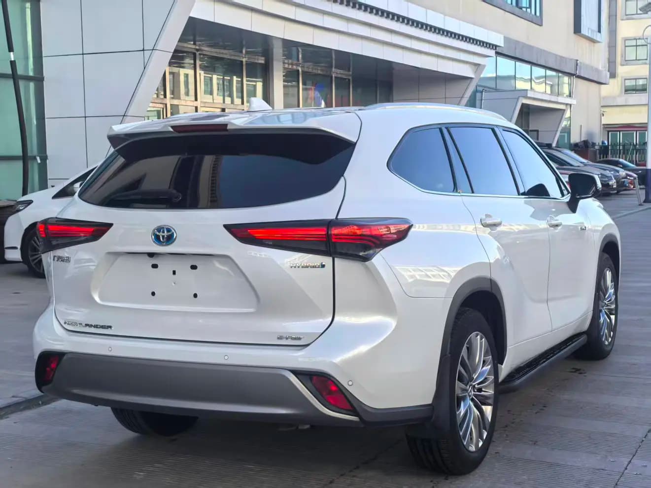 Toyota Highlander 2022 г. 120121 км. — фото 6