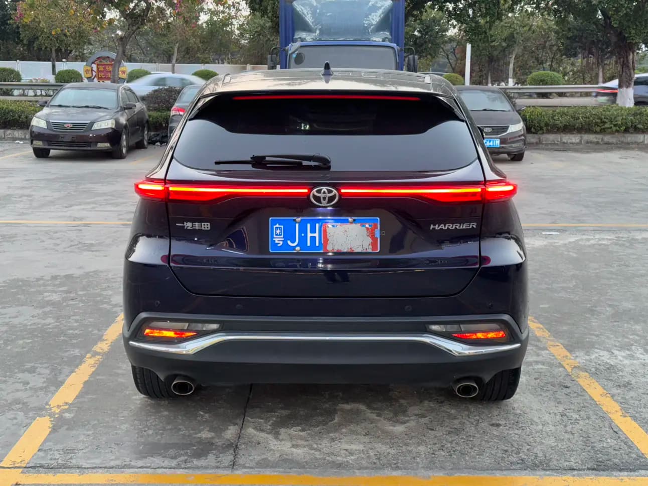 Toyota Harrier 2022 г. 60013 км. — фото 5