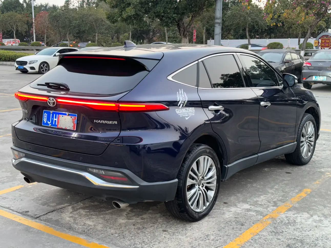 Toyota Harrier 2022 г. 60013 км. — фото 6