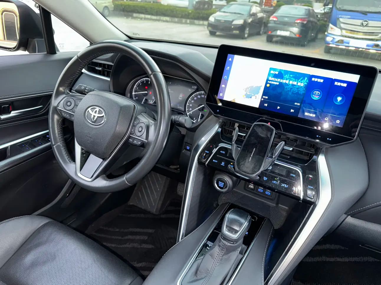 Toyota Harrier 2022 г. 60013 км. — фото 8