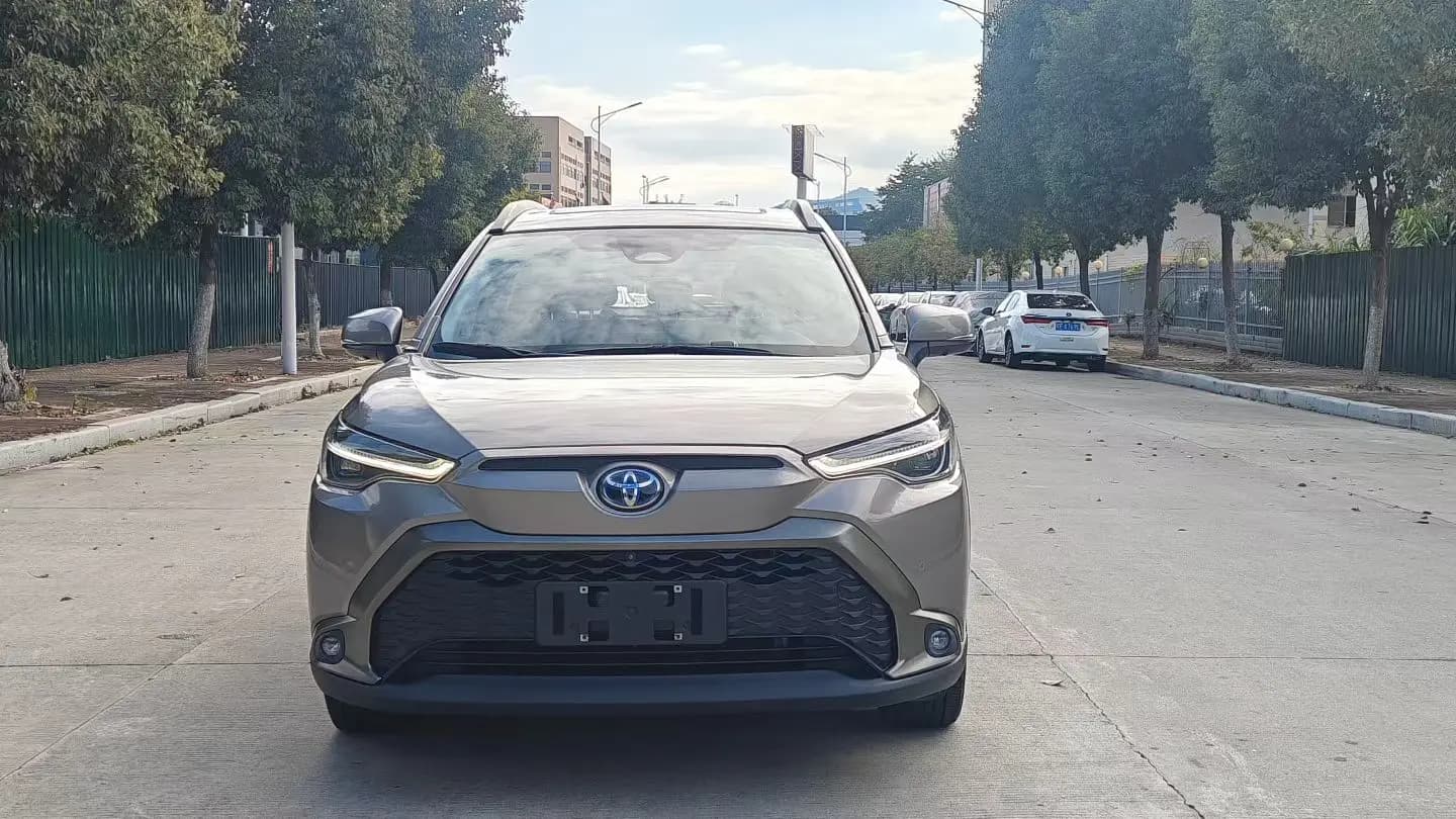 Toyota Frontlander 2023 г. 9073 км. — фото 2