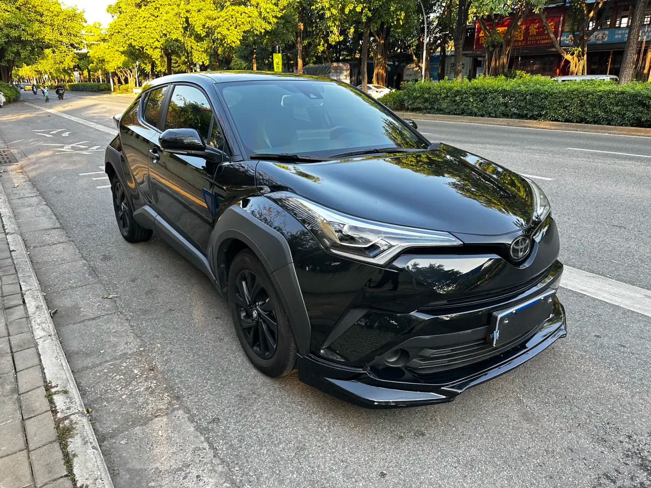 Toyota C-HR Hybrid 2021 г. 41070 км. — фото 3