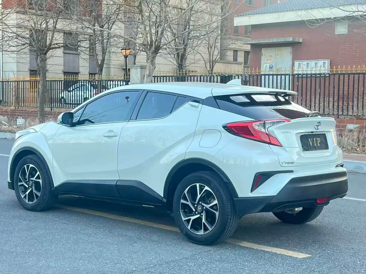 Toyota C-HR 2021 г. 10671 км. — фото 4