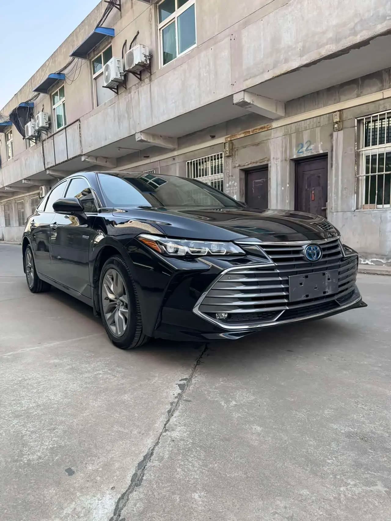 Toyota Avalon 2022 г. 88111 км. — фото 3