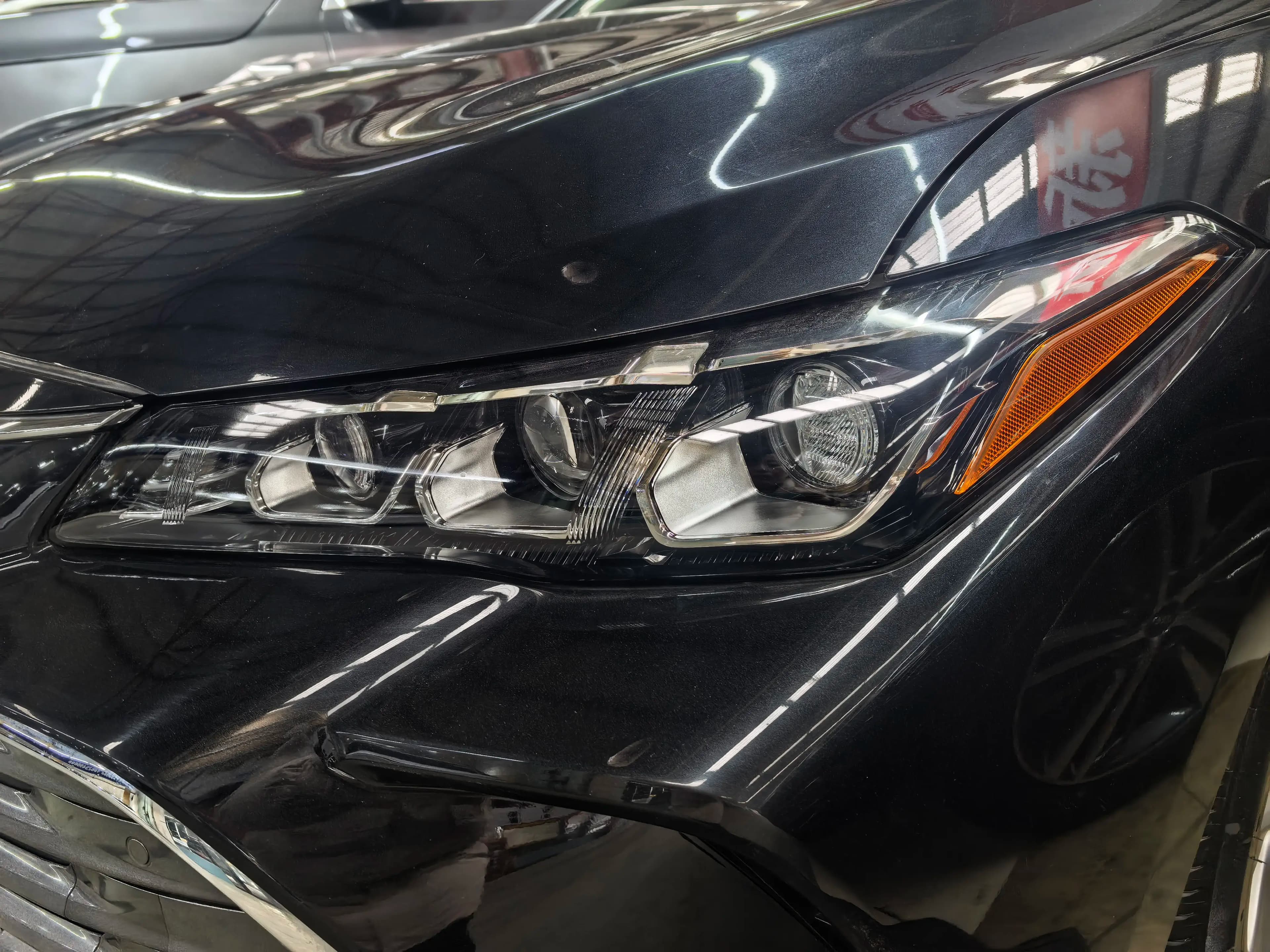 Toyota Avalon 2022 г. 88111 км. — фото 9