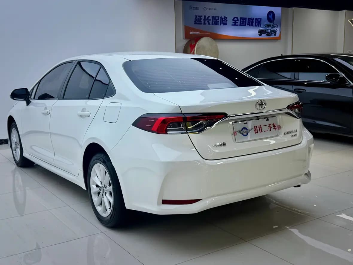 Toyota Corolla 2023 г. 34134 км. — фото 4