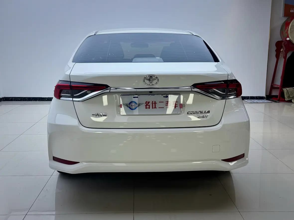 Toyota Corolla 2023 г. 34134 км. — фото 5
