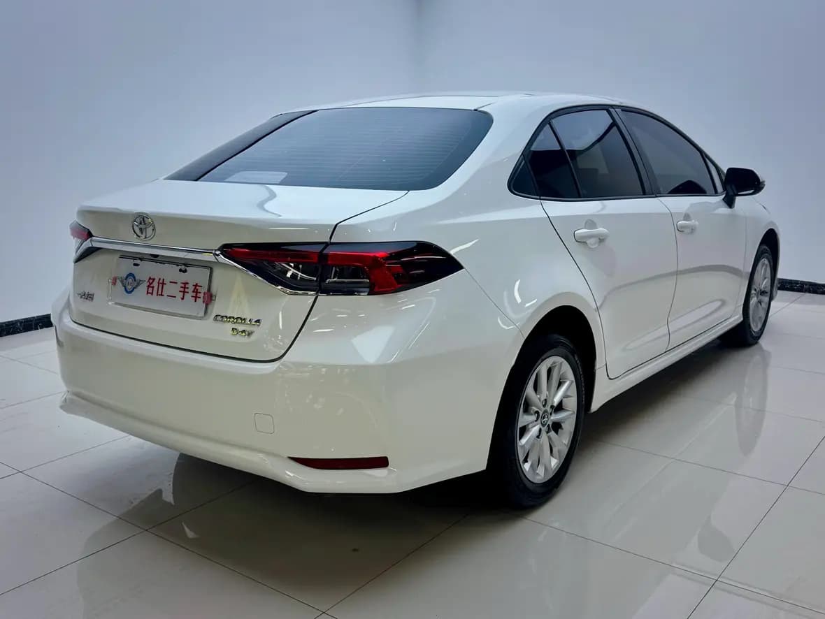 Toyota Corolla 2023 г. 34134 км. — фото 6