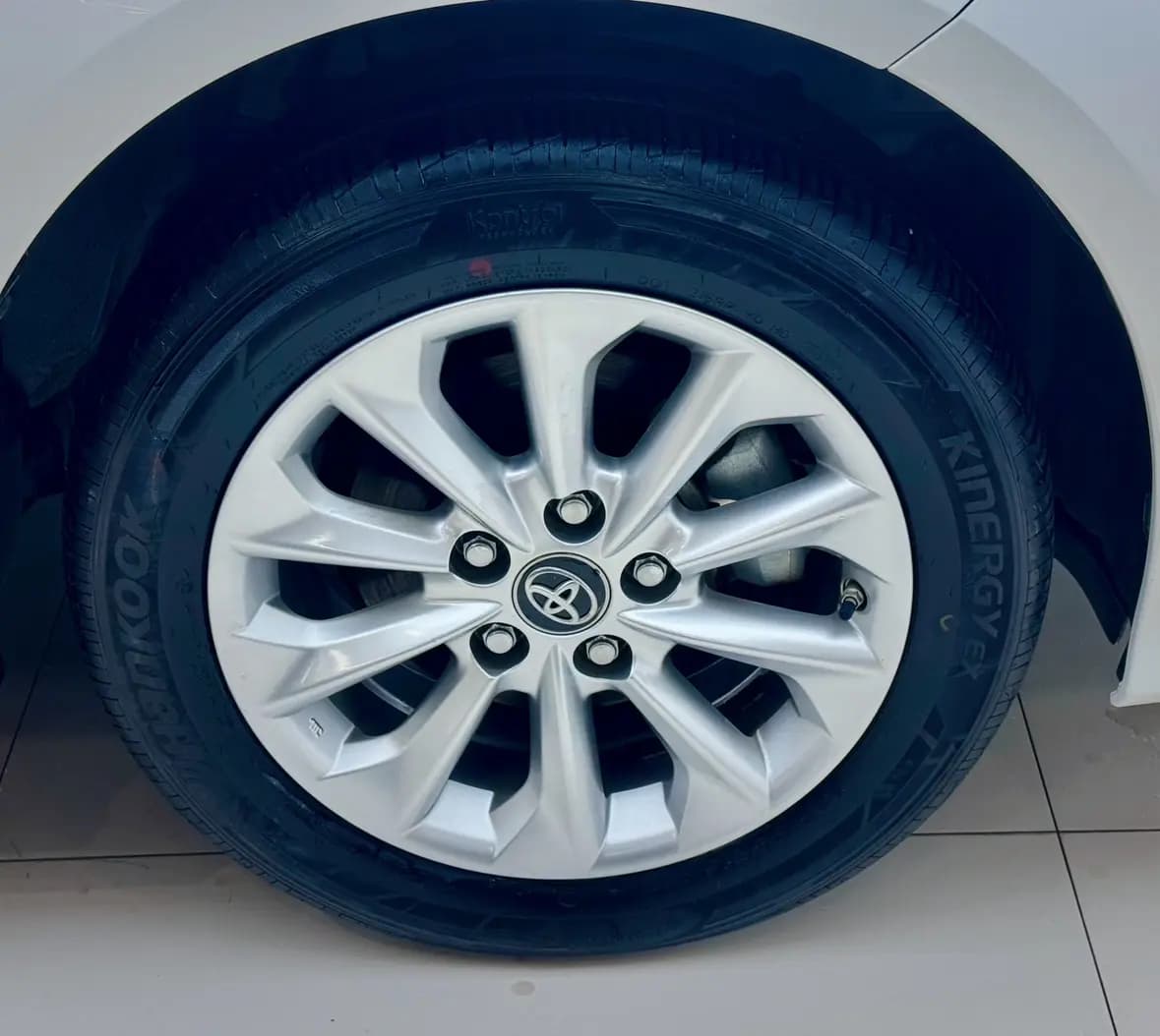 Toyota Corolla 2023 г. 34134 км. — фото 7