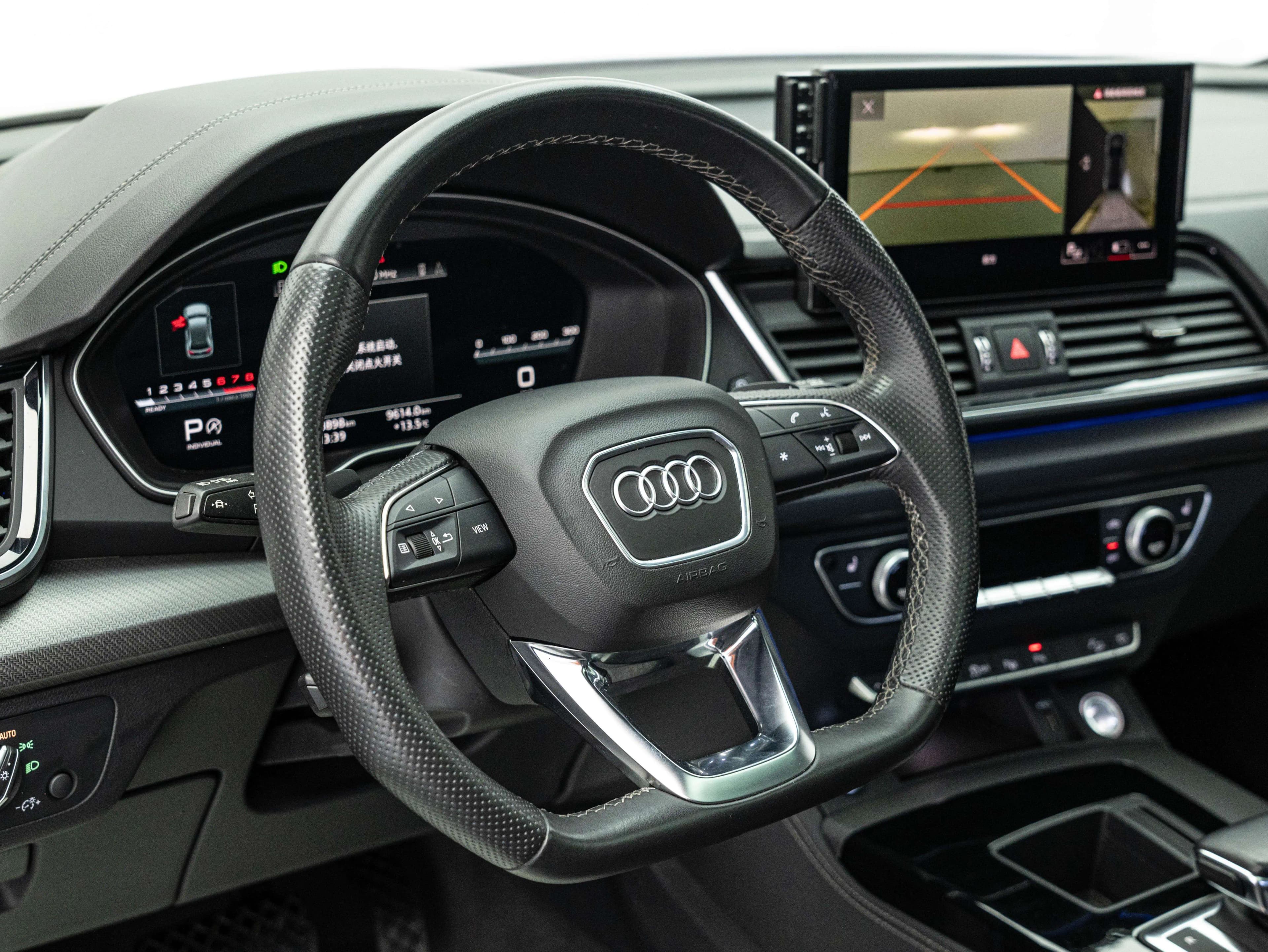 Audi Q5L Sportback 2022 г. 43862 км. — фото 16