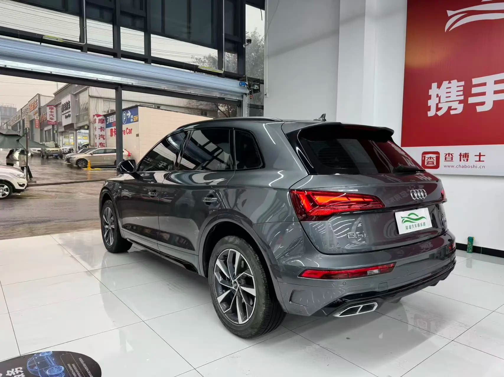 Audi Q5L 2024 г. 15064 км. — фото 4