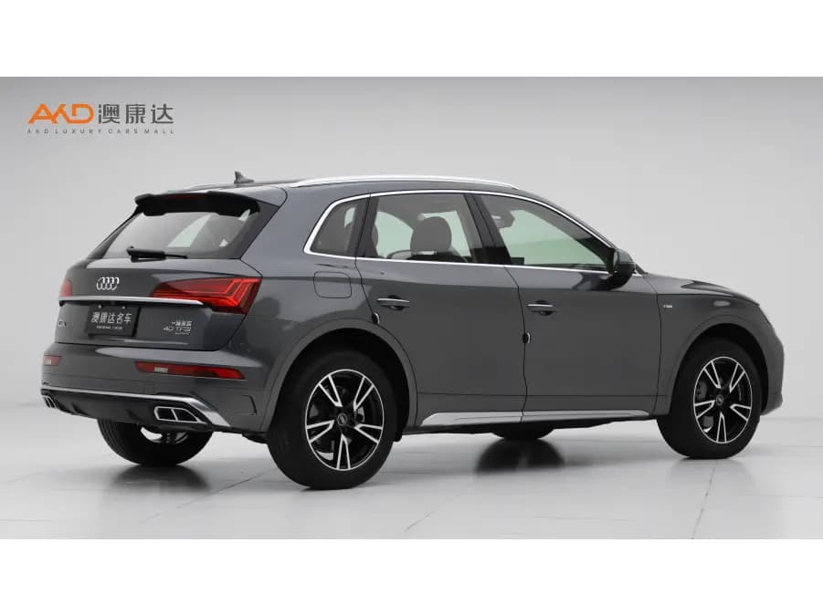 Audi Q5L 2023 г. 42507 км. — фото 4