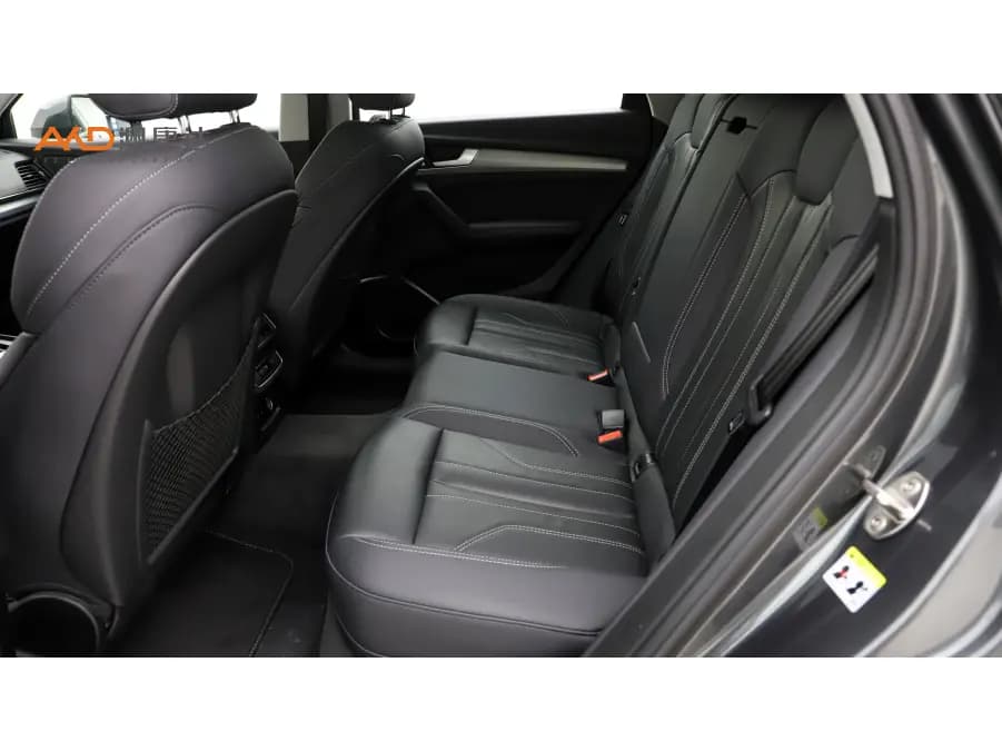 Audi Q5L 2023 г. 42507 км. — фото 9