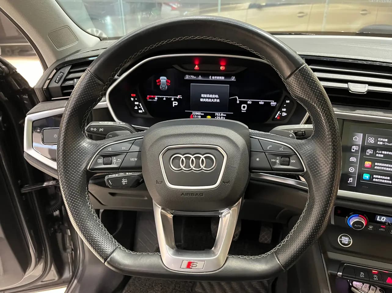 Audi Q3 Sportback 2022 г. 22001 км. — фото 14