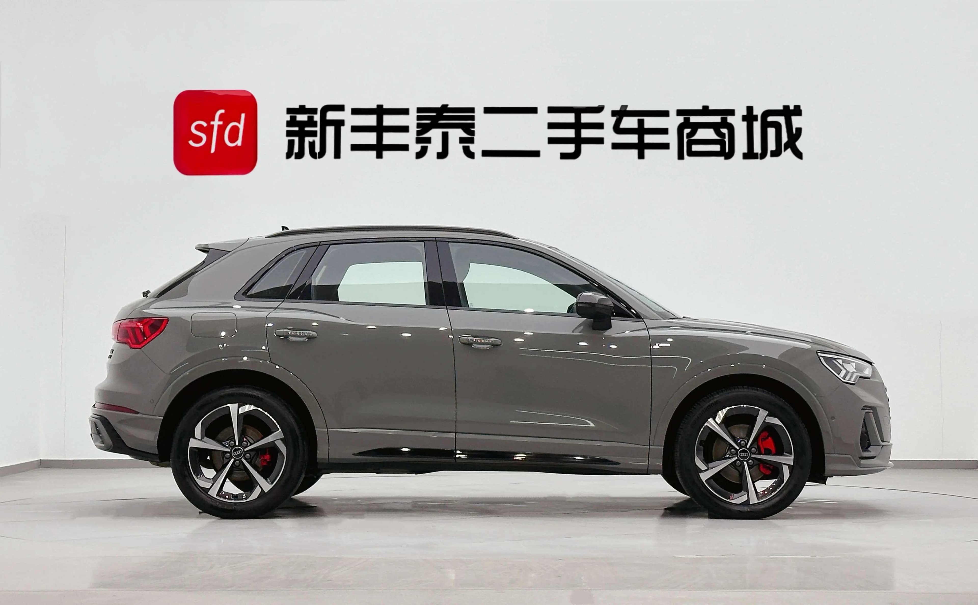 Audi Q3 2023 г. 38011 км. — фото 7
