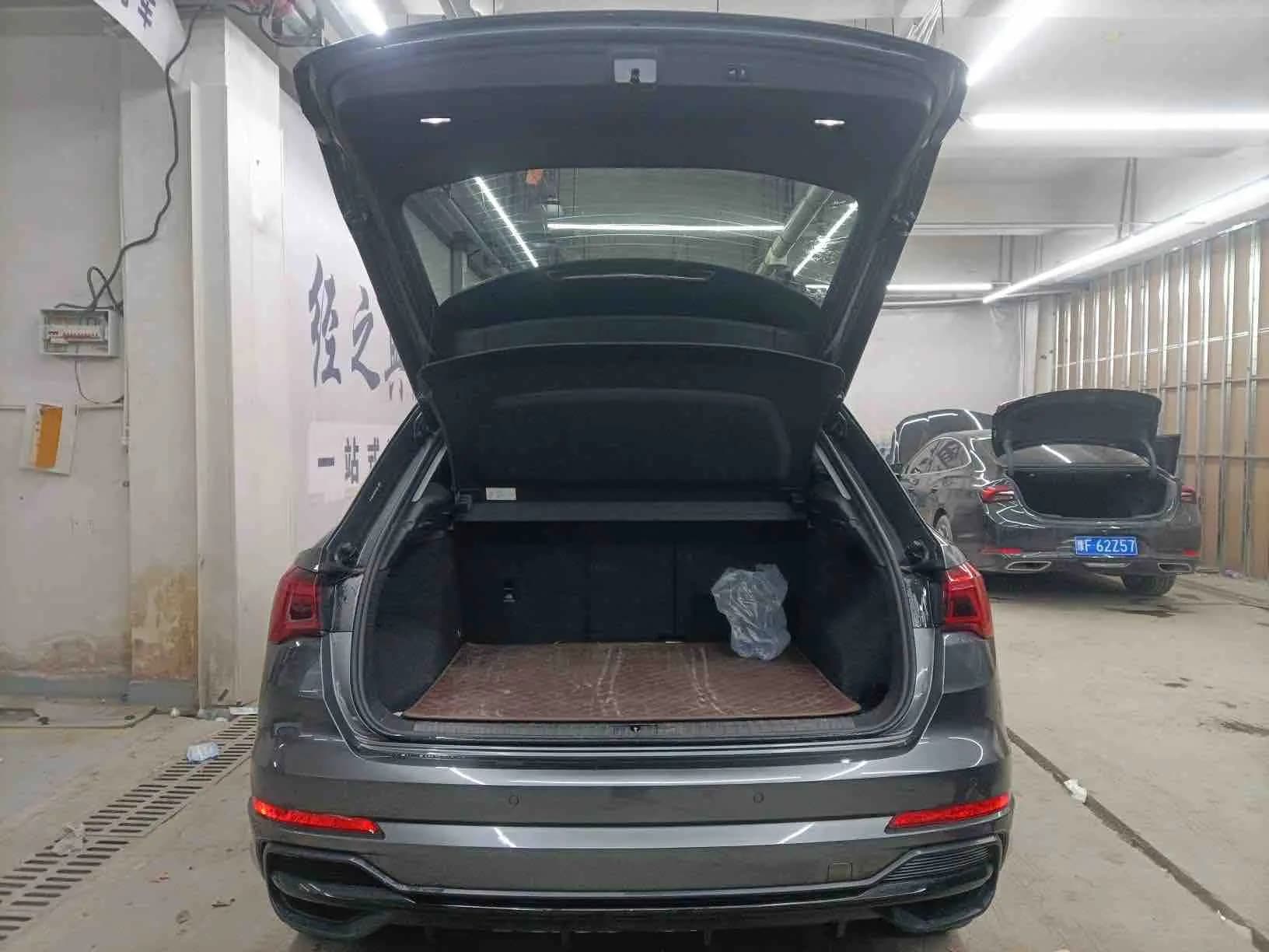 Audi Q3 2023 г. 24710 км. — фото 12