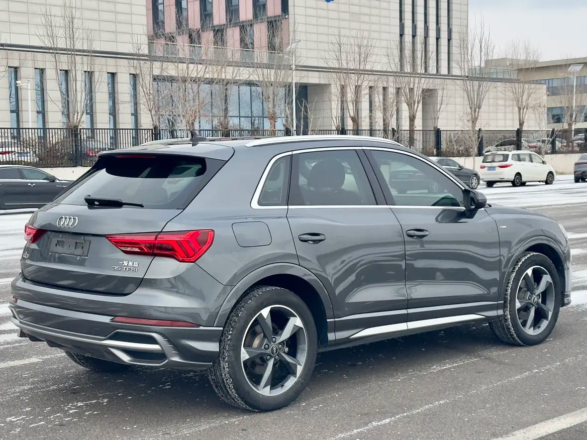 Audi Q3 2022 г. 30009 км. — фото 6