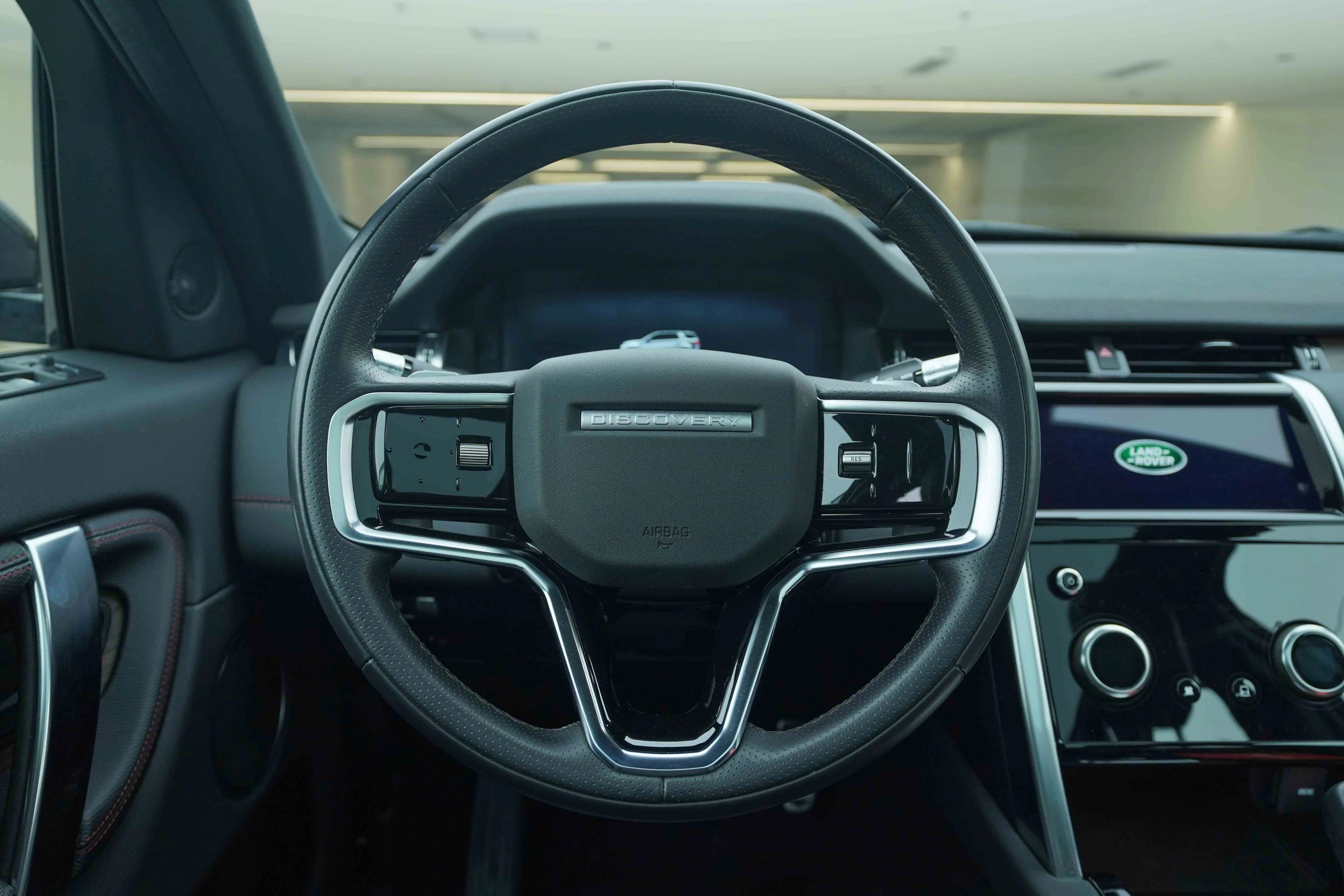 Land Rover Discover Sports 2023 г. 29058 км. — фото 13