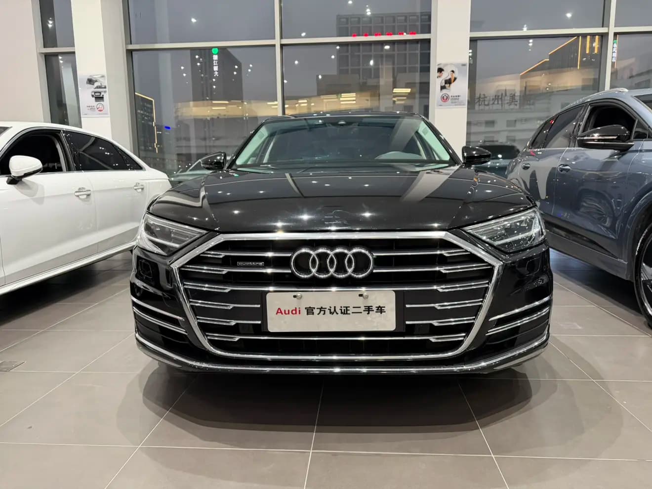 Audi A8 2021 г. 67926 км. — фото 2