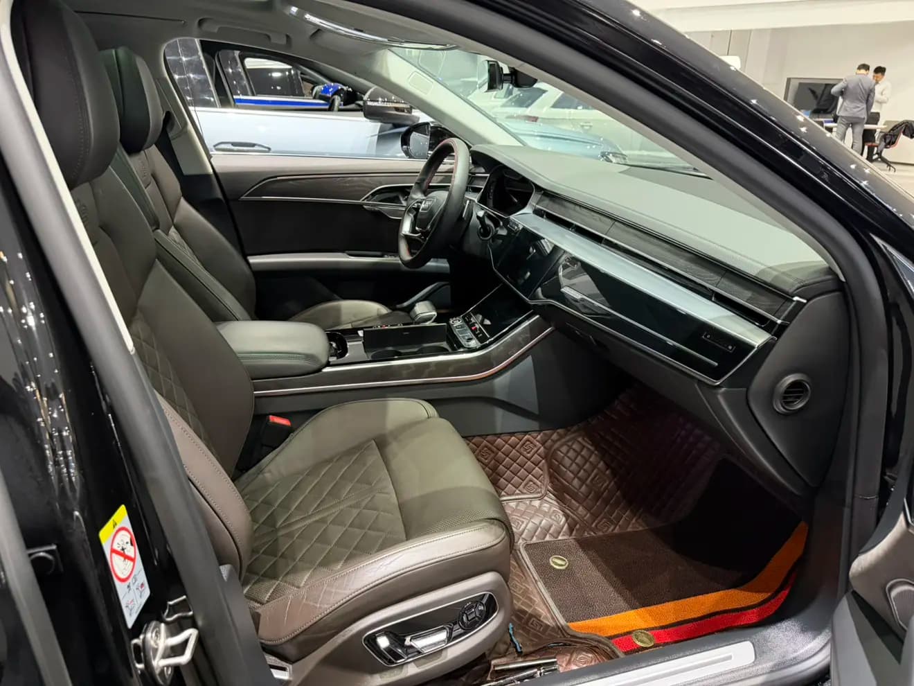 Audi A8 2021 г. 67926 км. — фото 13
