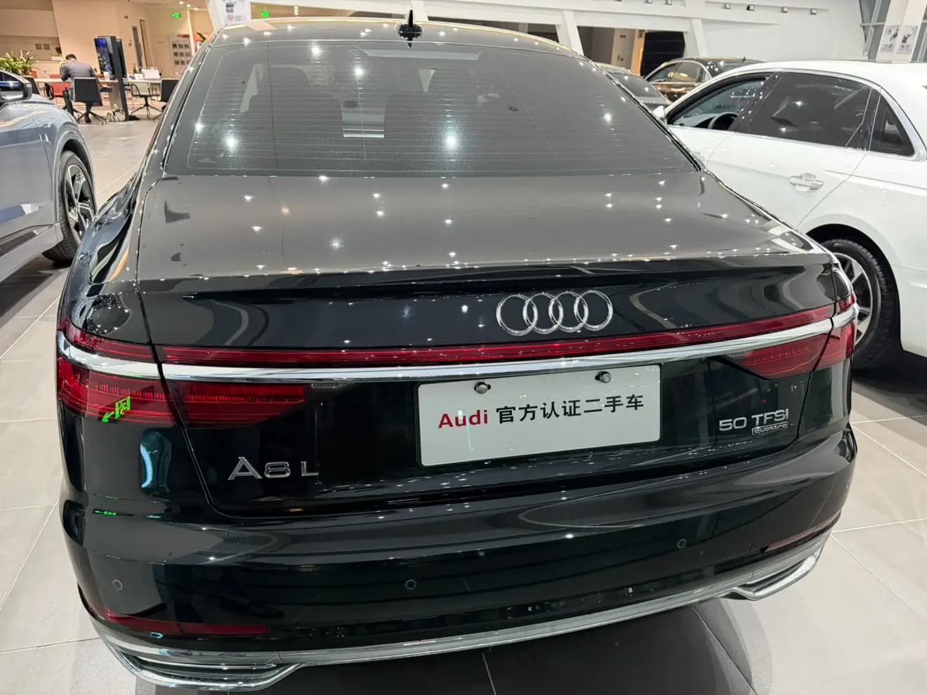 Audi A8 2021 г. 67926 км. — фото 3