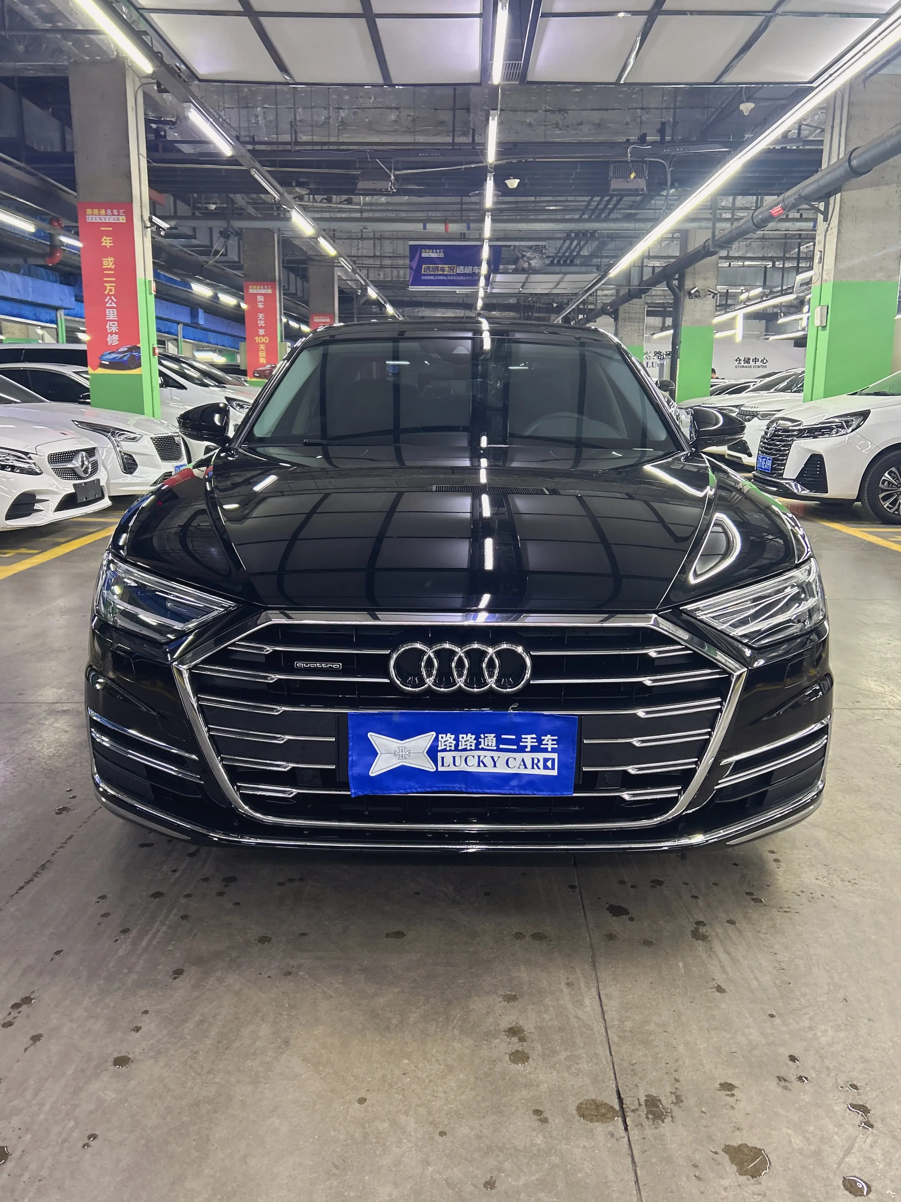 Audi A8 2021 г. 36527 км. — фото 2