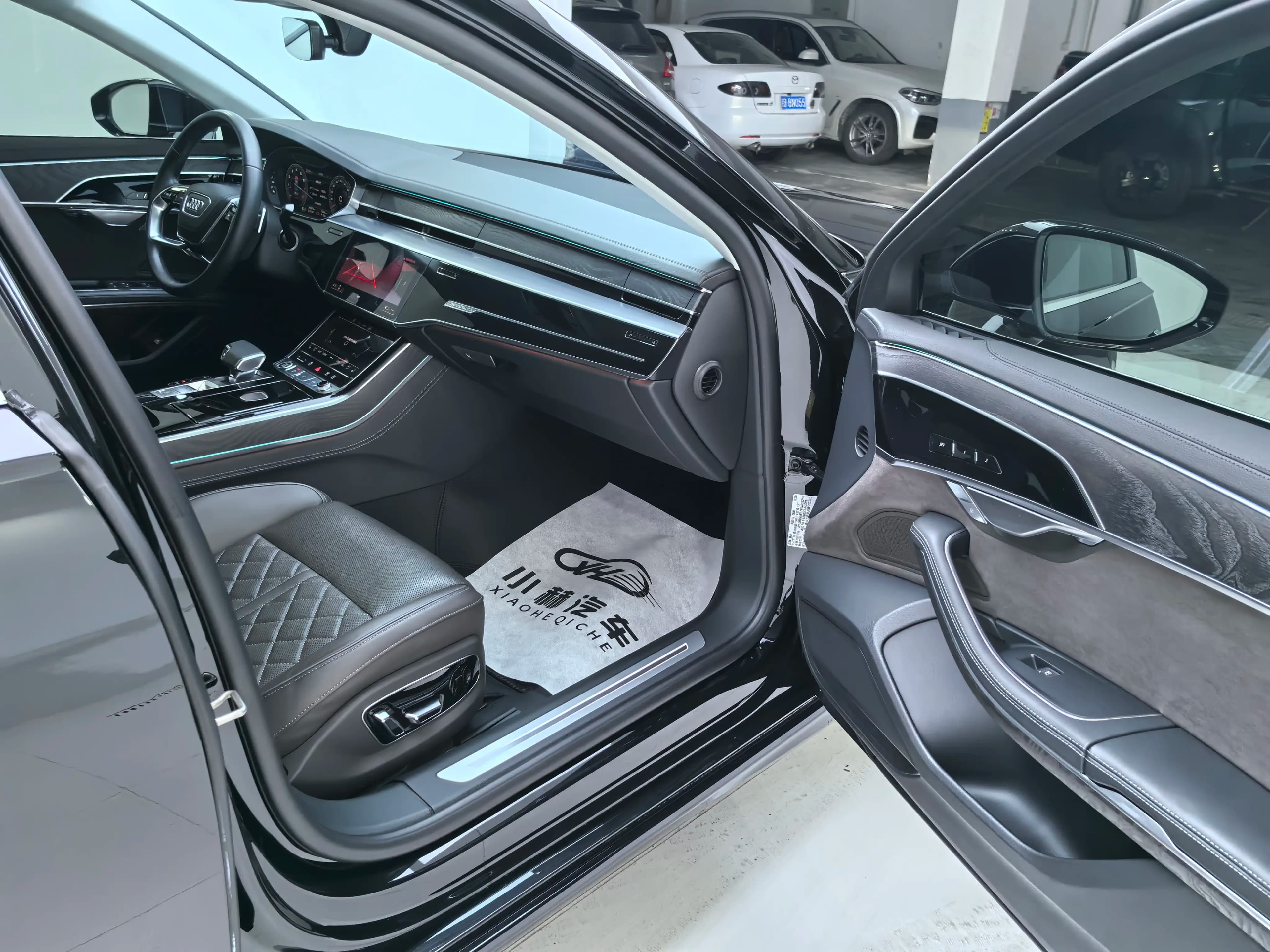 Audi A8 2023 г. 44028 км. — фото 7