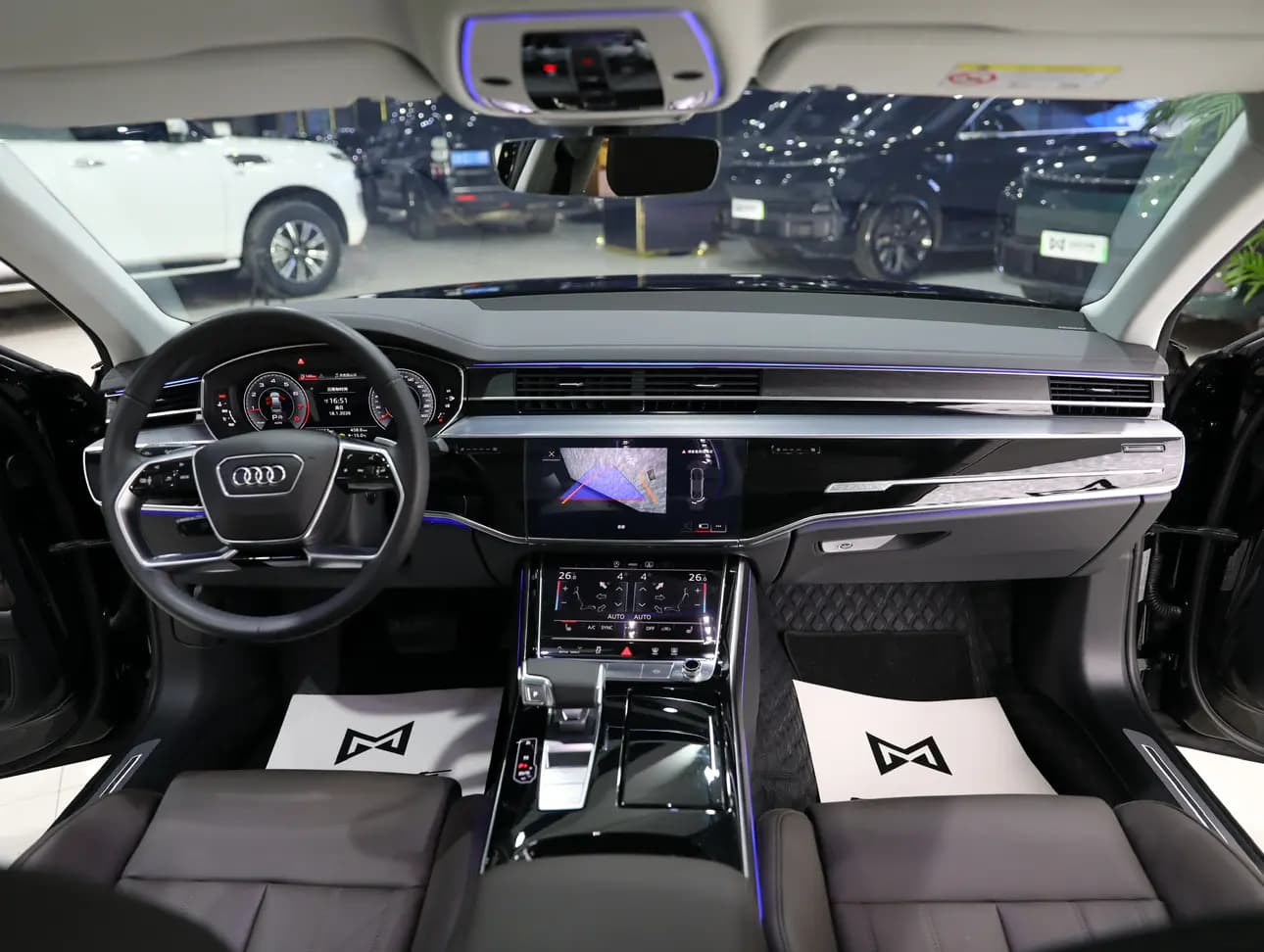 Audi A8 2025 г. 20029 км. — фото 9