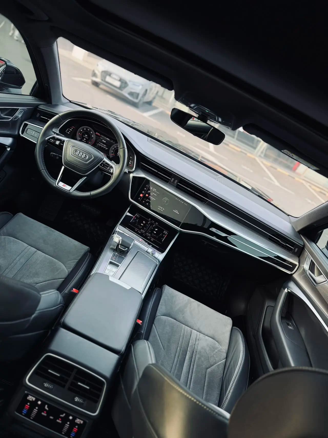 Audi A6L 2023 г. 37141 км. — фото 15