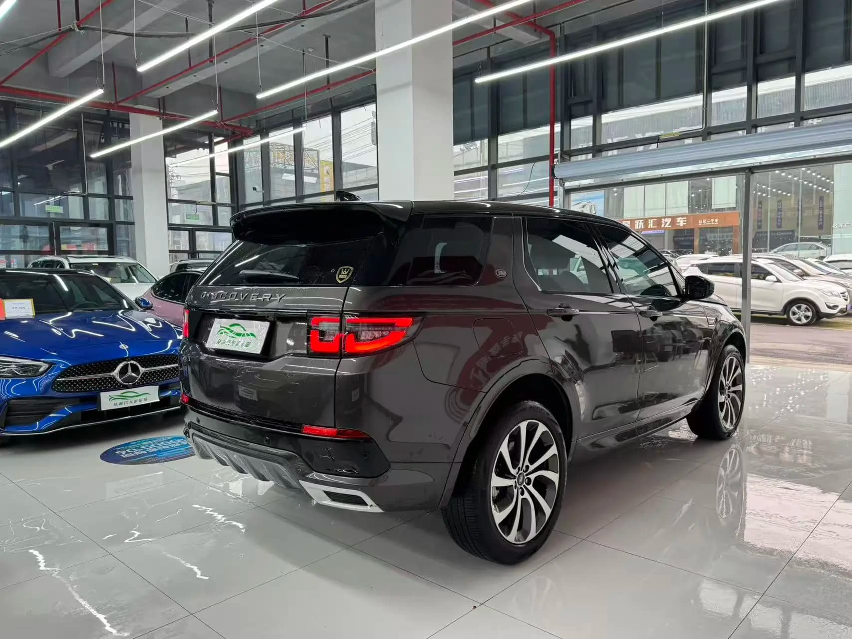 Land Rover Discover Sports 2023 г. 59059 км. — фото 6
