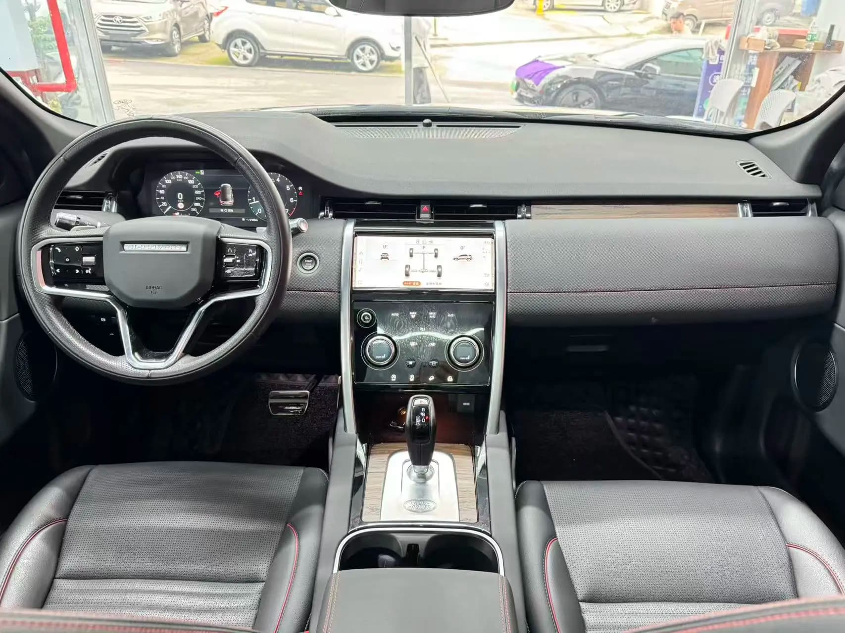 Land Rover Discover Sports 2023 г. 59059 км. — фото 10