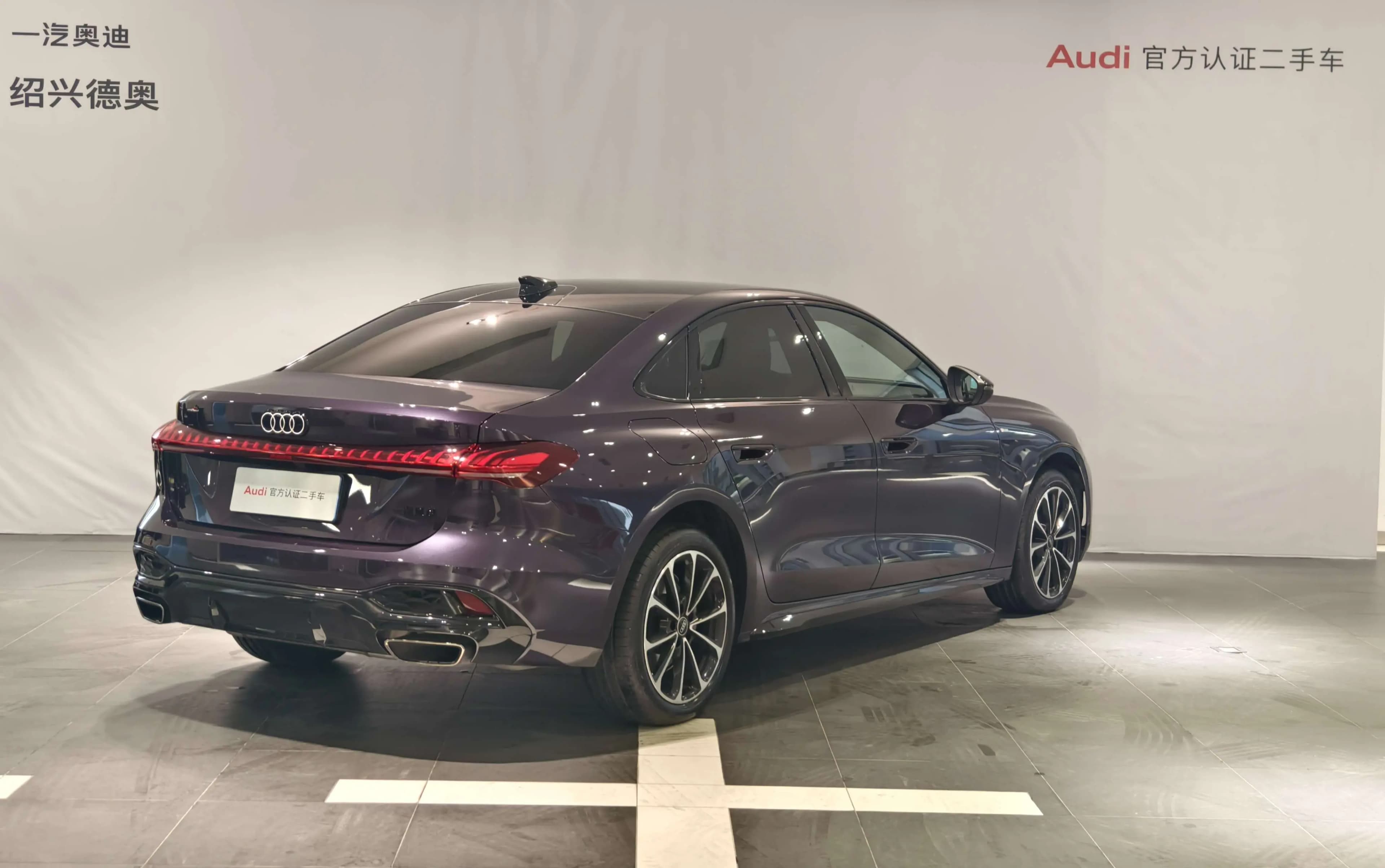 Audi A5L 2025 г. 3044 км. — фото 5