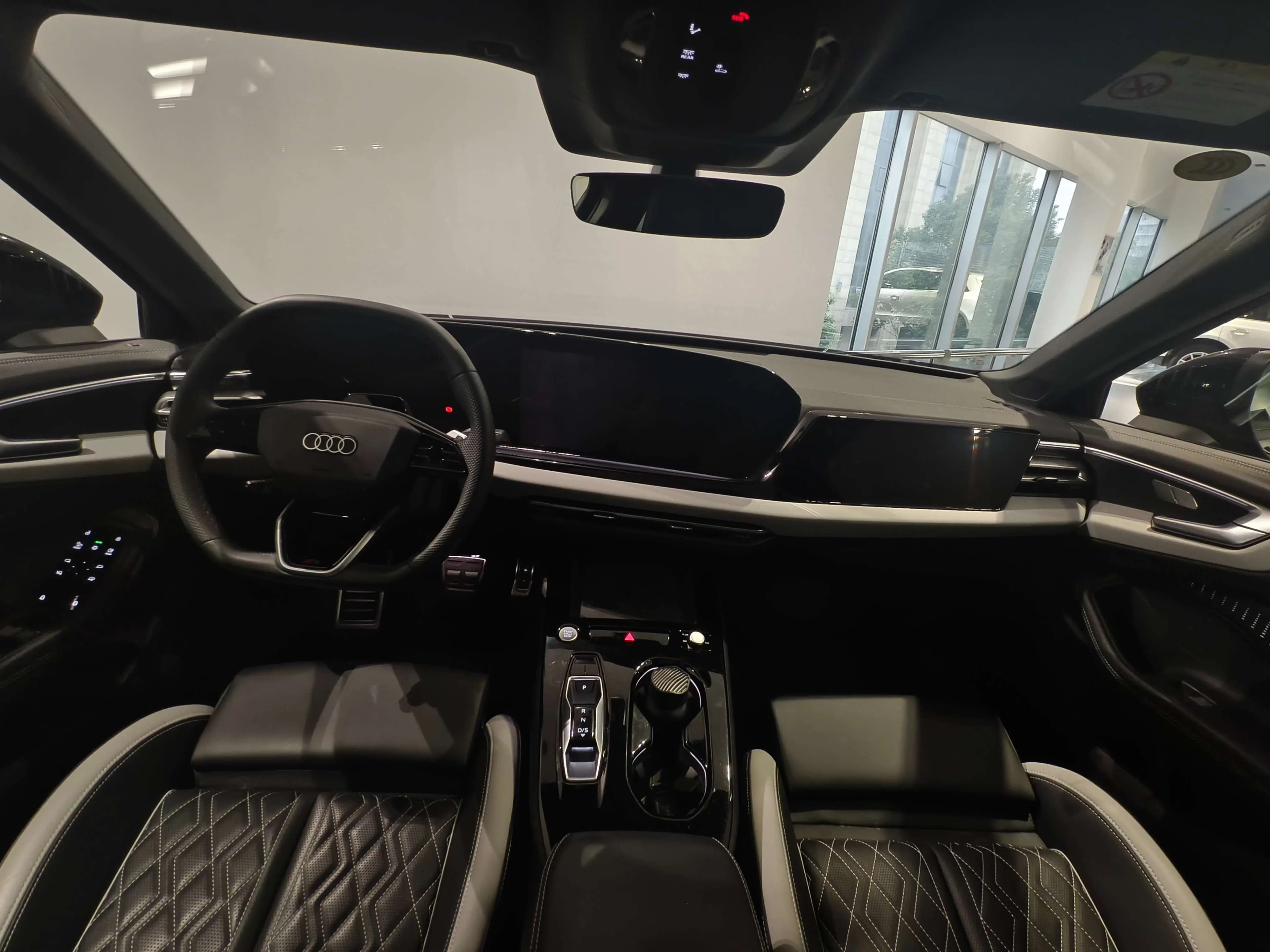 Audi A5L 2025 г. 3044 км. — фото 6