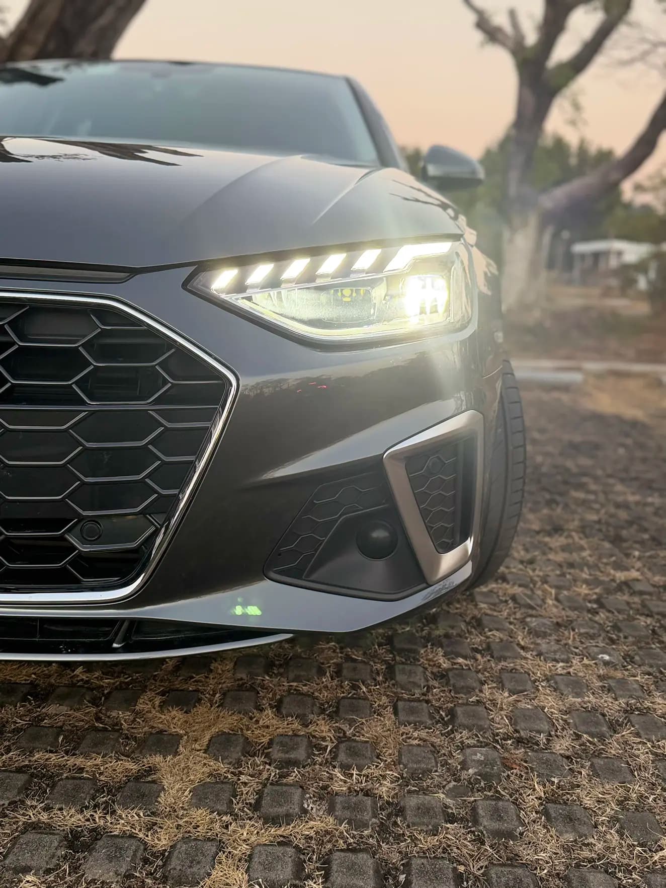 Audi A4L 2021 г. 80137 км. — фото 7