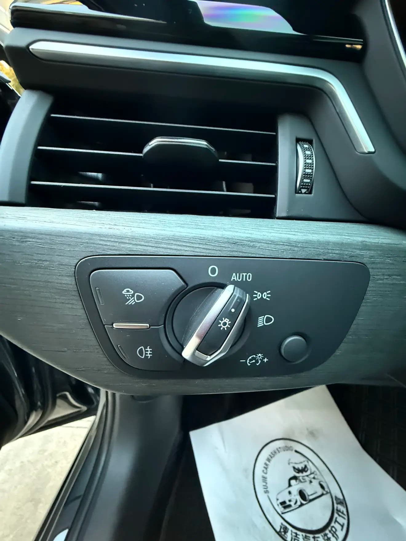 Audi A4L 2023 г. 26106 км. — фото 16