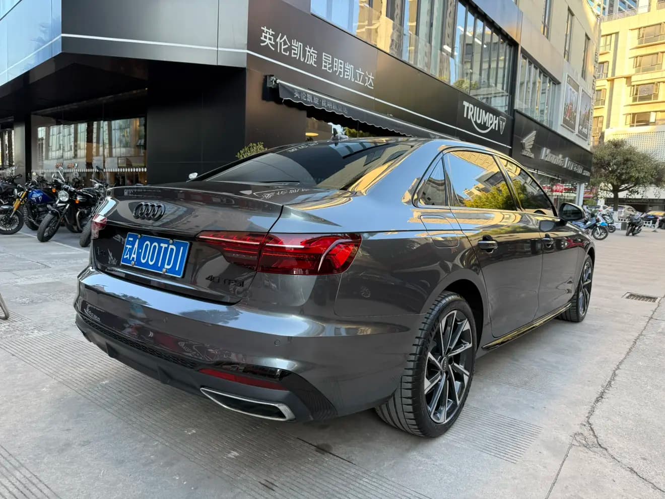 Audi A4L 2023 г. 26106 км. — фото 6