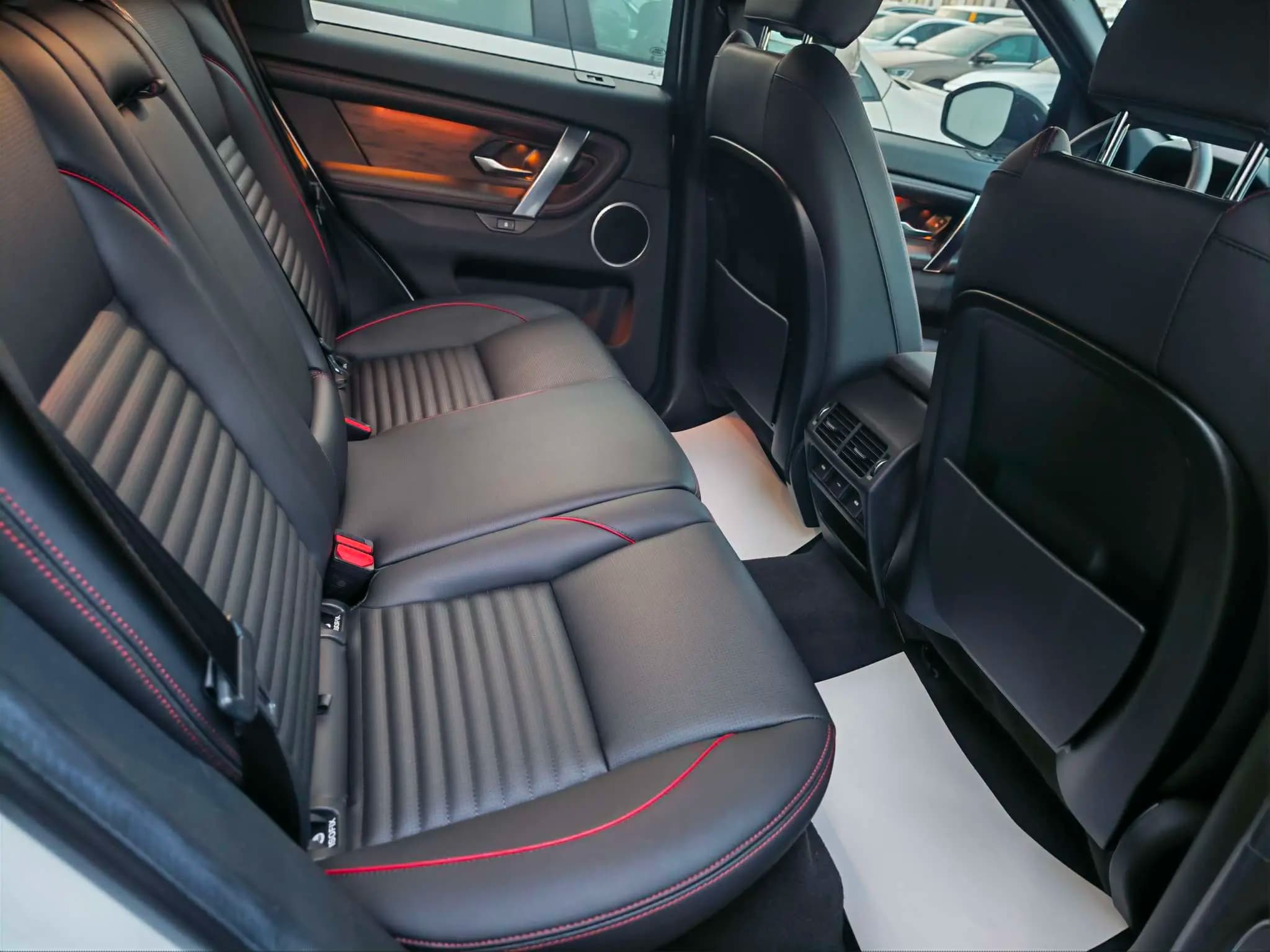 Land Rover Discover Sports 2022 г. 30060 км. — фото 12