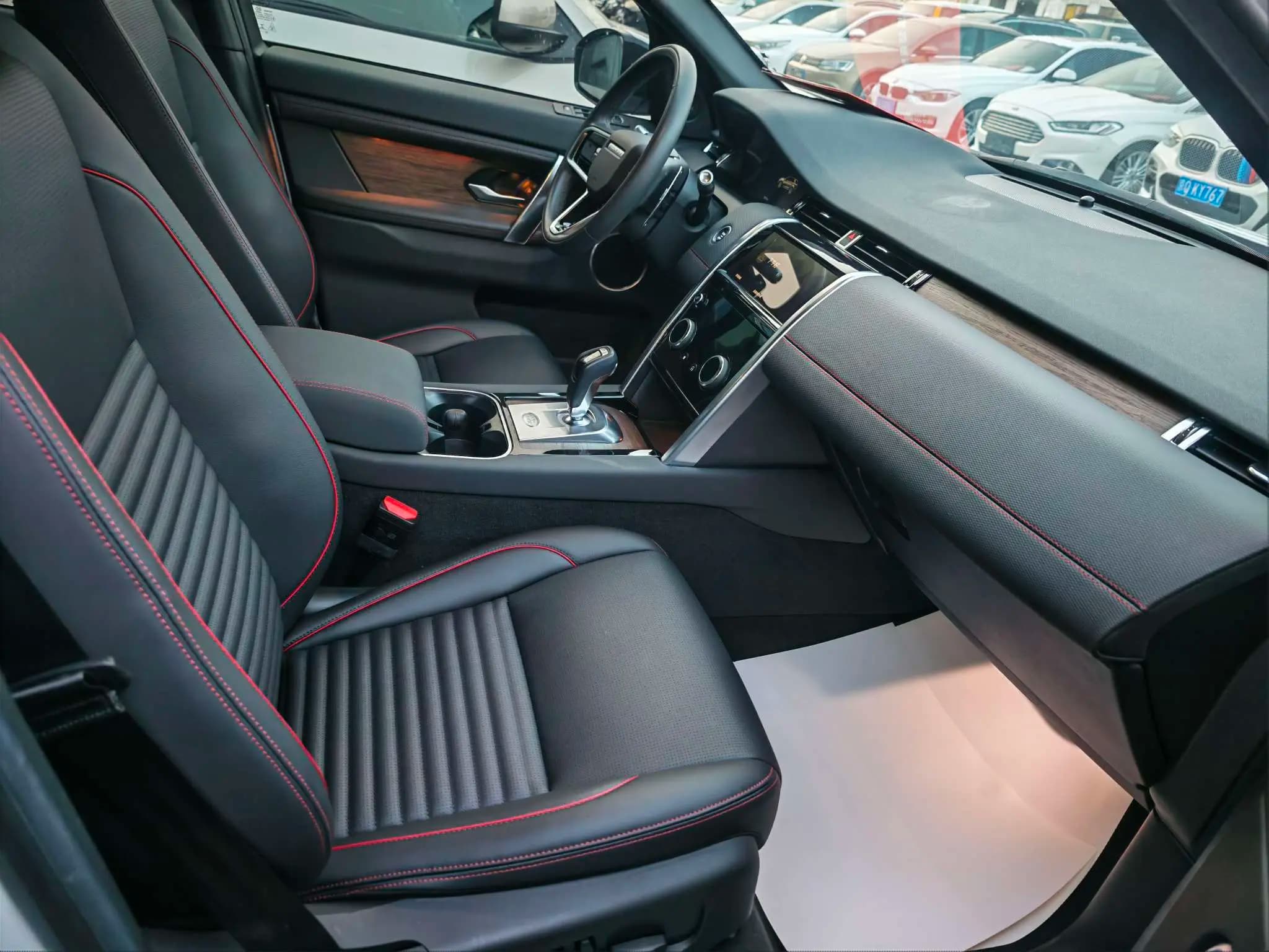 Land Rover Discover Sports 2022 г. 30060 км. — фото 6