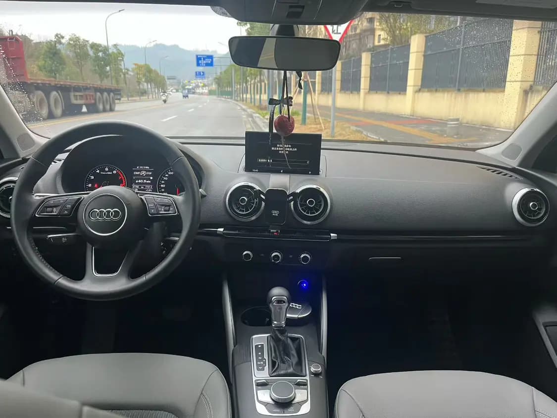 Audi A3 2021 г. 33103 км. — фото 7