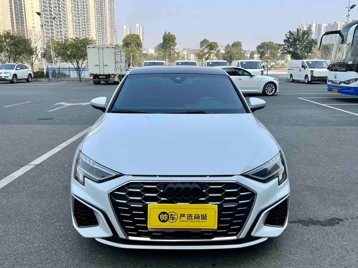 Audi A3 2022 г. 76096 км. — фото 2